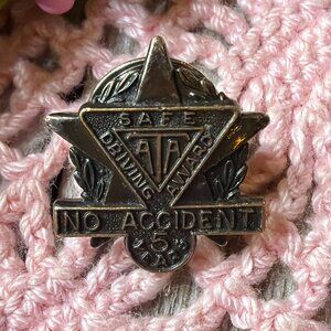 Vintage ATA Safe Driver 5 year Service Award pin pinback button lapel Gag Gift